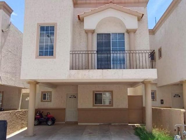 Casa en venta en Canto de Calabria zona Sendero