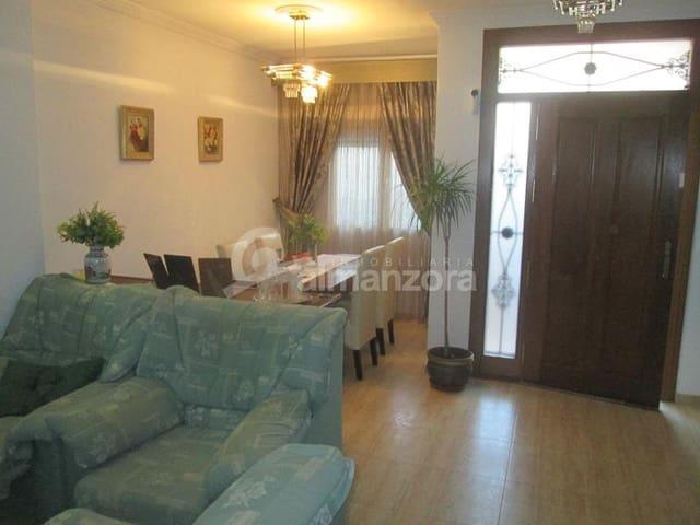 Casa en venta en Cantoria, Almería
