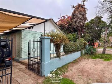 Casa en Venta en Casa con Gran Terreno en Barrio Seguro y Residencial, Metro San Joaquin, Macul