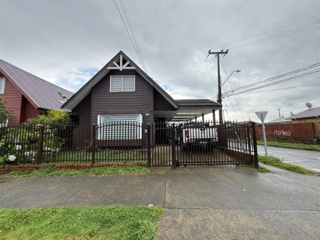Casa en Venta en Casa Esquina en Valle Volcanes de 3D 1B, Puerto Montt
