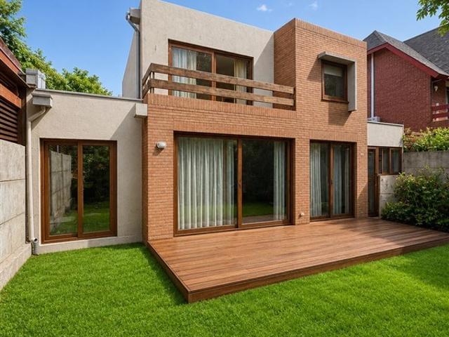 Casa en Venta en Casa mediterránea en condominio. No perimetral a pasos UDD
