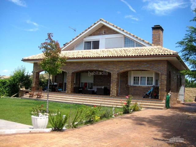 Casa en venta en Casar El. Chalet independiente en El Casar. Casas Casar.