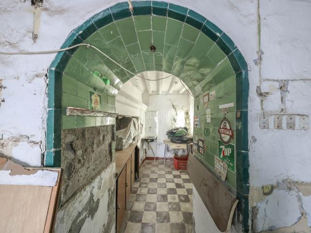 Casa en venta en Casarabonela. Auténtica casa adosada para reformar. Casas.