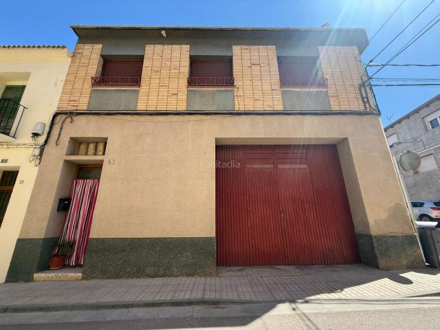 Casa en venta en Caspe. Casa en venta en Calle 13 de septiembre. Casas.