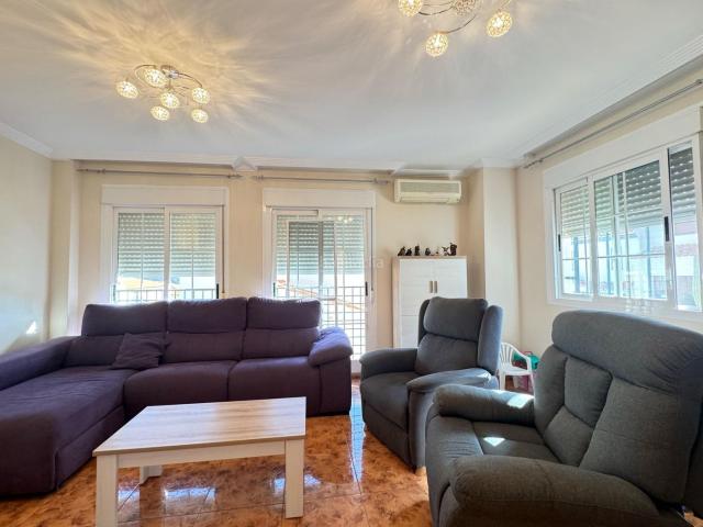 Casa en venta en Castell de Ferro. Exclusivo chalet independiente con apartamento en Castell de Ferro, la joya de la Costa Tropical. Casas Castell de.