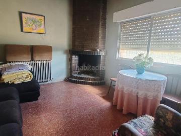 Casa en venta en Castellanos de Villiquera. Edificio en gran Solar. Casas Castellanos de.
