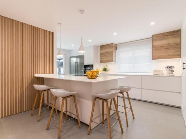 Casa en venta en Castellar del Vallès, Eixample Can Bogunyà. OBRA NUEVA EN CAN BOGUNYA CON JARDIN Y PK. Casas Castellar del.