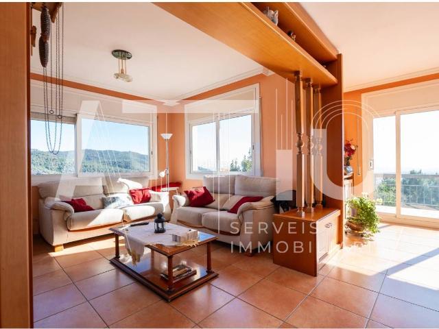 Casa en venta en Castellar del Vallès, El Racó Sant Feliu del Racó. FINCA EXCLUSIVA CON CASI 3.000 m DE PARCELA, VISTAS PANORÁMICAS AL VALLÈS Y PRIVACIDAD ABSOLUTA EN SANT FELIU DEL RACÓ. Casas.