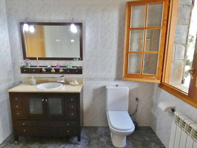 Casa en venta en Castellar del Vallès, El Racó Sant Feliu del Racó. Exclusiva Finca de 3.900m2 con Máxima Privacidad y Proyecto de Lujo en Castellar del Vallès. Casas Castellar del.