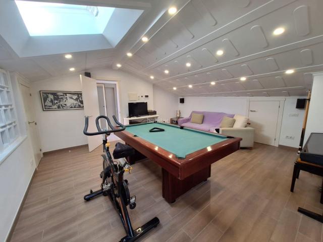 Casa en venta en Castellar del Vallès, Poble Casc Antic. Exclusiva vivienda en Castellar del Vallès. Casas Castellar del.