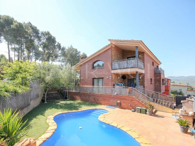 Casa en venta en Castellbisbal. AROMA A HOGAR. Casas.