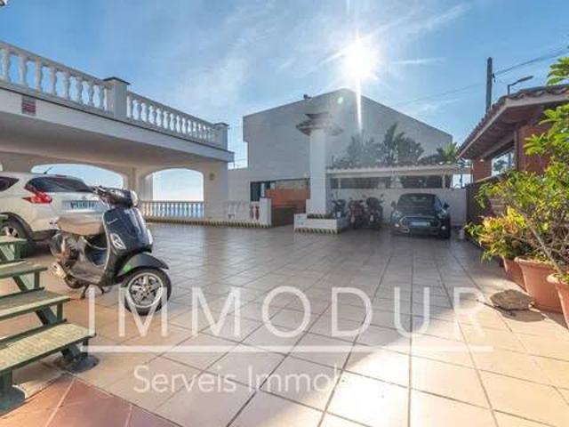 Casa en Venta en Castelldefels
