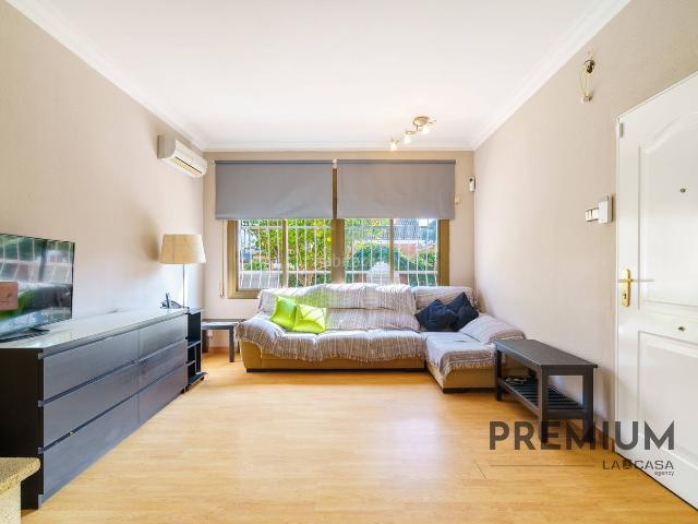 Casa en venta en Castelldefels, Can Bou. GRAN OPORTUNIDAD EN INMEJORABLE ZONA DE CASTELLDEFELS!. Casas.