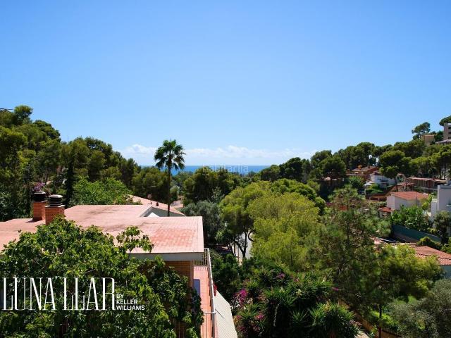 Casa en venta en Castelldefels, Bellamar. Chalet de lujo con vistas en Bellamar Castelldefels. Casas.