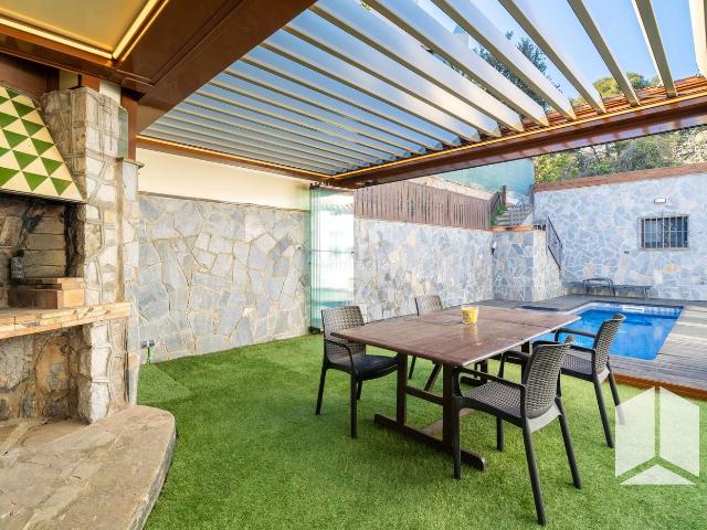Casa en venta en Castelldefels, Bellamar. GRAN OPORTUNIDAD EN INMEJORABLE ZONA!. Casas.