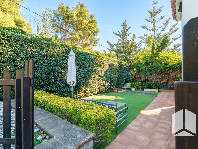 Casa en venta en Castelldefels, Bellamar. INCREIBLE OPORTUNIDAD. Casas.