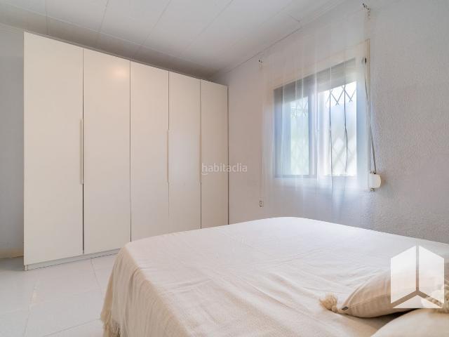 Casa en venta en Castelldefels, Lluminetes. Contacta por WhatsApp con Azul Casas.