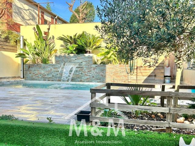 Casa en venta en Castelldefels, Montmar. Casa en venta en Montemar, 4 dormitorios. Casas.