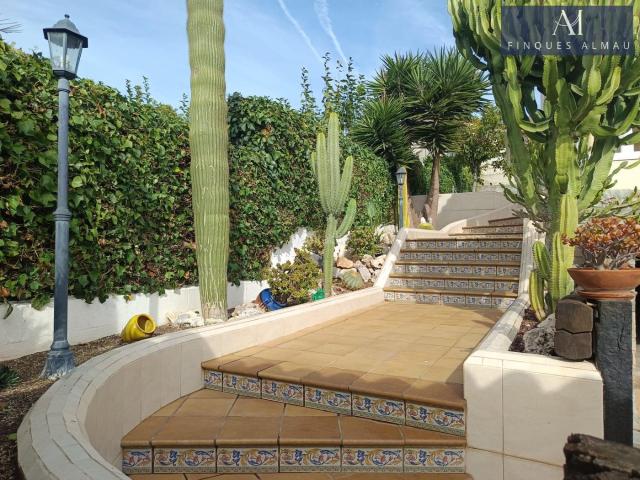 Casa en venta en Castellet i la Gornal. Casa en venta en Costa Cunit con licencia turística!. Casas Castellet i la.