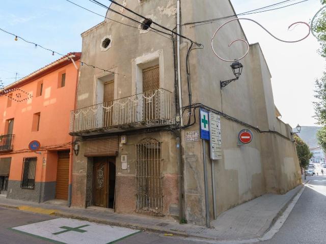 Casa en venta en Castelló de Rugat. Espacio, aire libre y casa con vistas. Casas Castelló de.