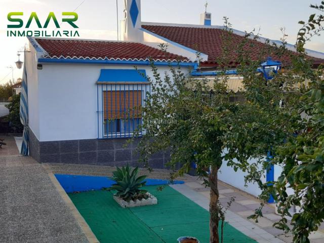 Casa en venta en Castilblanco de los Arroyos. CHALET EN URB. LA COLINA, CASTILBLANCO DE LOS ARROYOS. Casas Castilblanco de los.