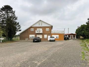 Casa en Venta en Castrillón