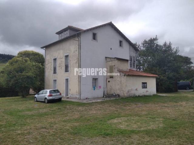 Casa en Venta en Castrillón