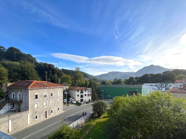 Casa en venta en Castro Urdiales, Mioño Santullán. Casa Chalet independiente en venta en carretera mioño 0, Castro Urdiales. Casas Castro.