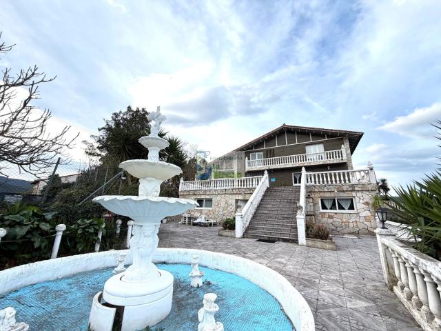 Casa en venta en Castro Urdiales, Mioño Santullán. CASA INDIVIDUAL SÁMANO. Casas Castro.