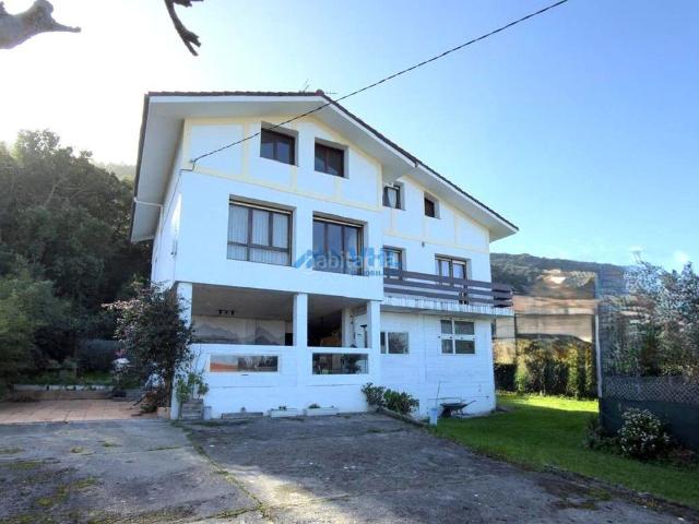 Casa en venta en Castro Urdiales, Oriñón Allendelagua. CASA INDIVIDUAL ZONA ISLARES. Casas Castro.