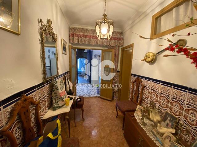 Casa en venta en Castro del Río. CASA EN PLANTA BAJA Y 2 COCHERAS. Casas Castro del.