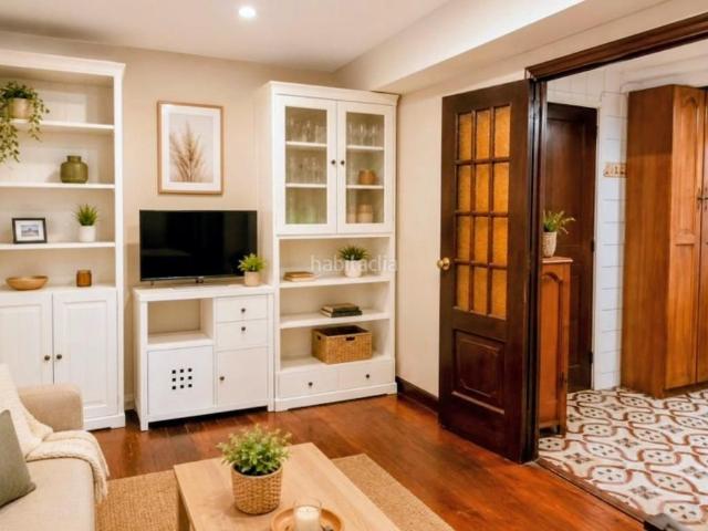 Casa en venta en Castropol. Casa de pueblo con gran potencial. Casas.
