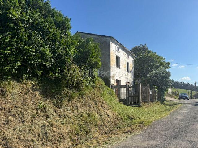 Casa en venta en Castropol. Casas.