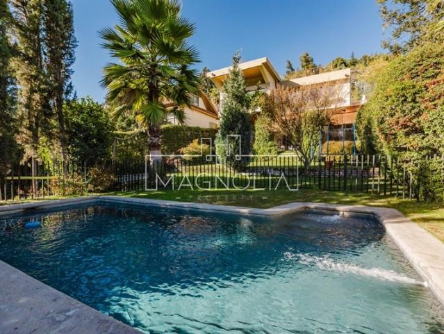 Casa en Venta en Capilla de Emaús, El Arrayan. Se aceptan ofertas