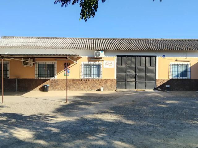 Casa en venta en Carmona