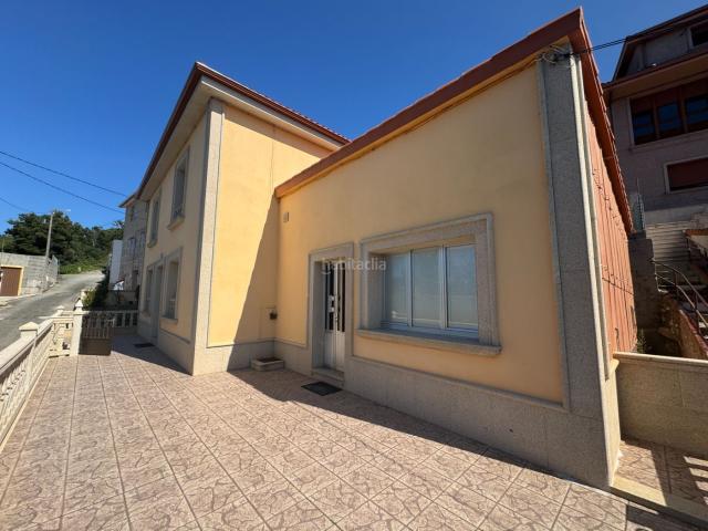 Casa en venta en Carnota. CASA DE PIEDRA EN LUGAR GANDARA, LARIÑO AYUNTAMIENTO DE CARNOTA. Casas.