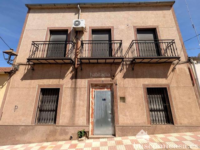 Casa en venta en Carolina La. Magnífica casa en calle Nonscribas. Casas Carolina.