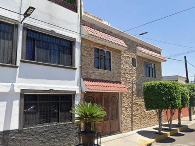 Casa en venta en Caracol