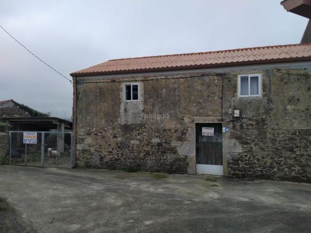 Casa en venta en Carballo. Casa de piedra para restaurar en Oza Carballo. Casas.