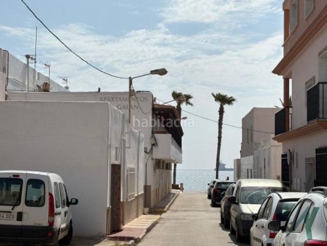 Casa en venta en Carboneras. CASA A CINCUENTA METROS DE LA PLAYA. Casas.