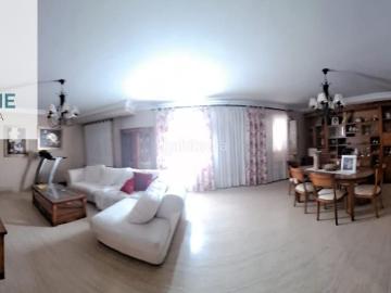 Casa en venta en Cárcheles. Casa de 4 plantas con piscina y terrazas en Carchelejo. Casas.