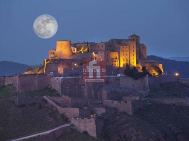 Casa en venta en Cardona. CardonaCasa. Casas.