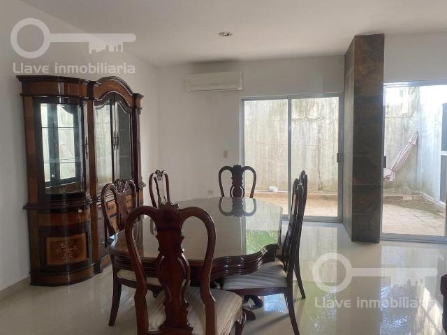 Casa en Venta en Carlos Aguirre, Fracc. Paraiso Coatzacoalcos, Coatzacoalcos, Ver