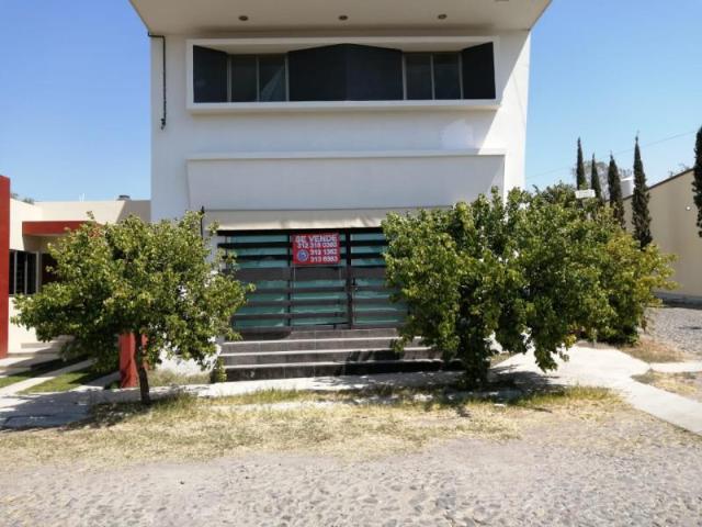 Casa en venta en Carlos de la Madrid, Villa de Álvarez, Colima