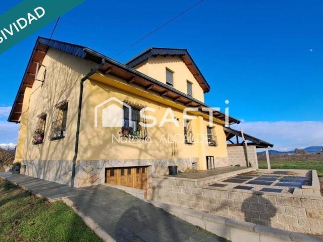 Casa en Venta en Carracedelo