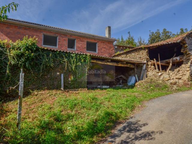 Casa en venta en Carral. Casa de 88m2 + finca de 486m2, zona Xontes Carral A Coruña. Casas.