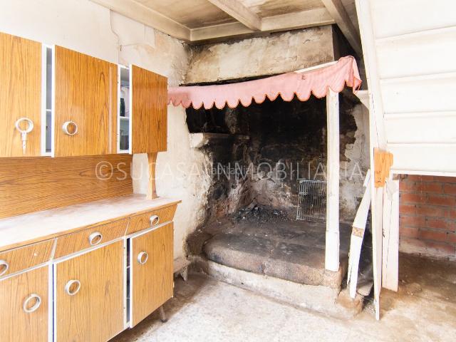 Casa en venta en Carral. Casa para rehabilitar en Quembre Carral. Casas.