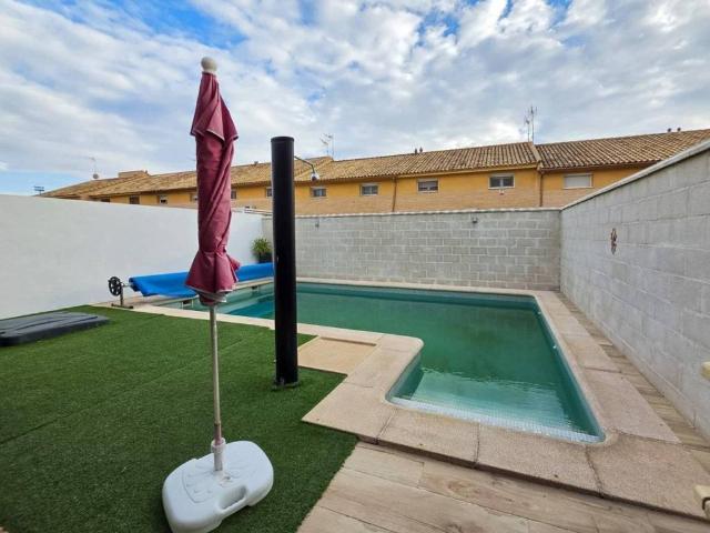 Casa en Venta en Carranque
