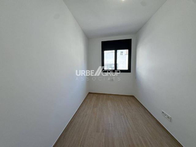 Casa en venta en carretera De Martorell, Terrassa, de 106 m² 3 habitaciones por 460.000