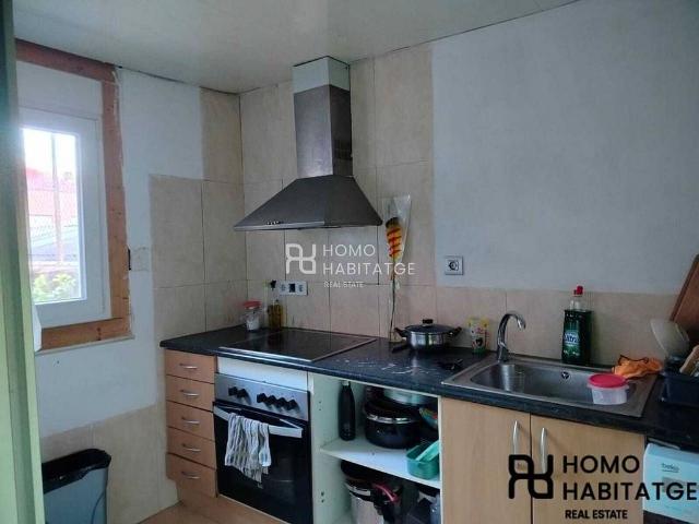 Casa en venta en carretera De Montcada, Terrassa, de 84 m² 4 habitaciones por 190.000